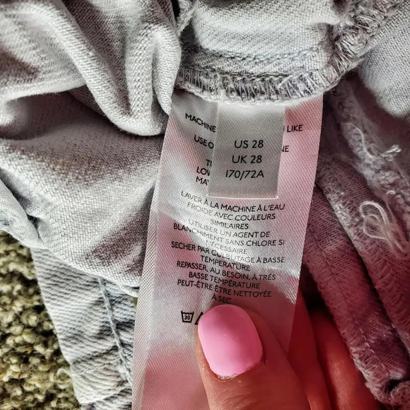 Anthropologie Pilcro and the Letterpress Slim Boyfriend Paperbag Shorts Size 28 - Picture 13 of 15